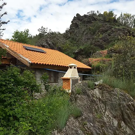 Guest house Castelo Do Mau Vizinho