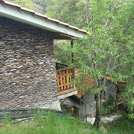 Guest house Castelo Do Mau Vizinho Orjais