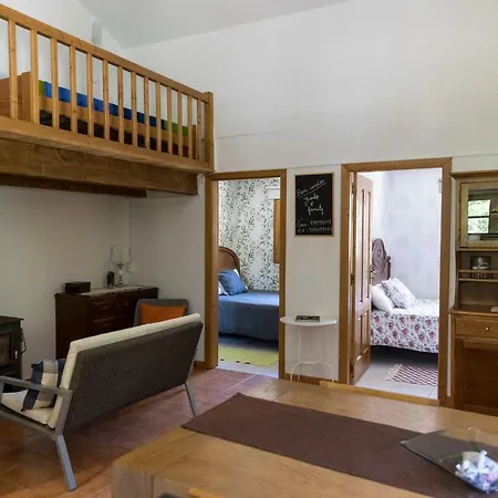 Castelo Do Mau Vizinho * Orjais